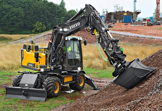 Volvo EW excavators keep productivity on a roll